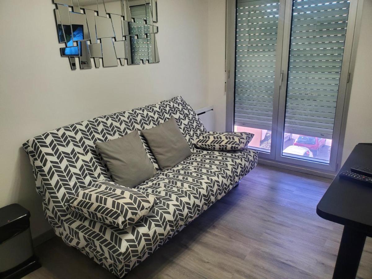 Joli Petit Studio Au Centre De Carry Le Rouet Apartment Exterior foto